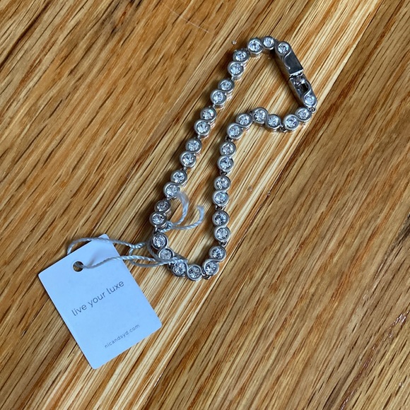 ♻️Nic and Syd Bracelet - Picture 4 of 7